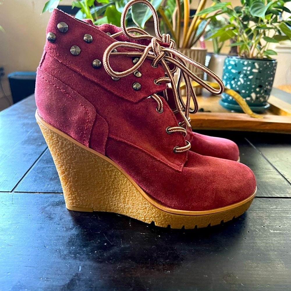Guess Red leather ankle boots